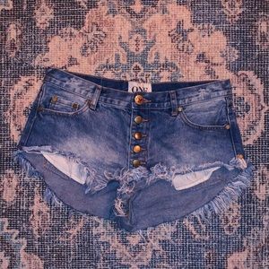 One Teaspoon Rollers Short